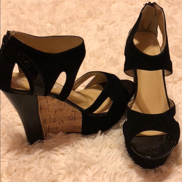 LILIANA black with tan wedges platform heels - Picture 3 of 3